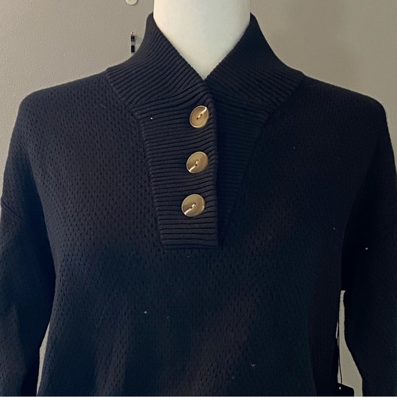 Tommy John Henley lounge sweater knit is n “Tap Shoe” black. Thick and cozy! - Picture 2 of 10